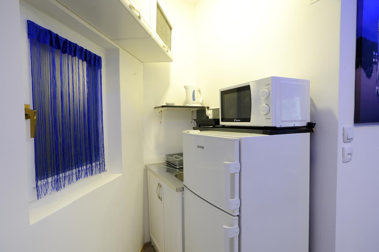 Apartment Rinaldi Lux Belgrado Exterior foto